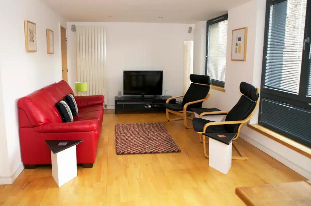 Joivy Inviting Flat With Parking In Canonmills إدنبرة المظهر الخارجي الصورة